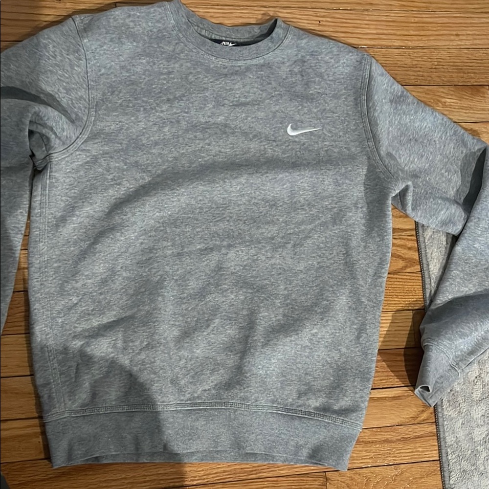 Nike Gray Sweatshirt